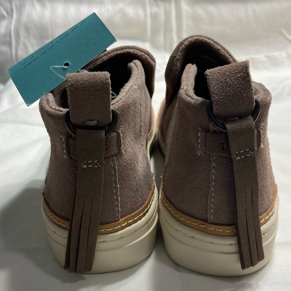 Toms Shoes - Picture 3 of 5